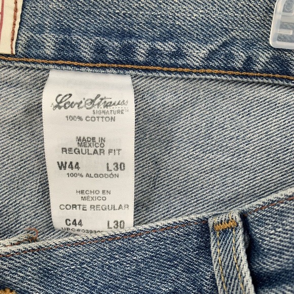 Levis‎ Signature Blue Jeans Straight Tapered Denim Mens size 44 X 30 - Picture 6 of 7